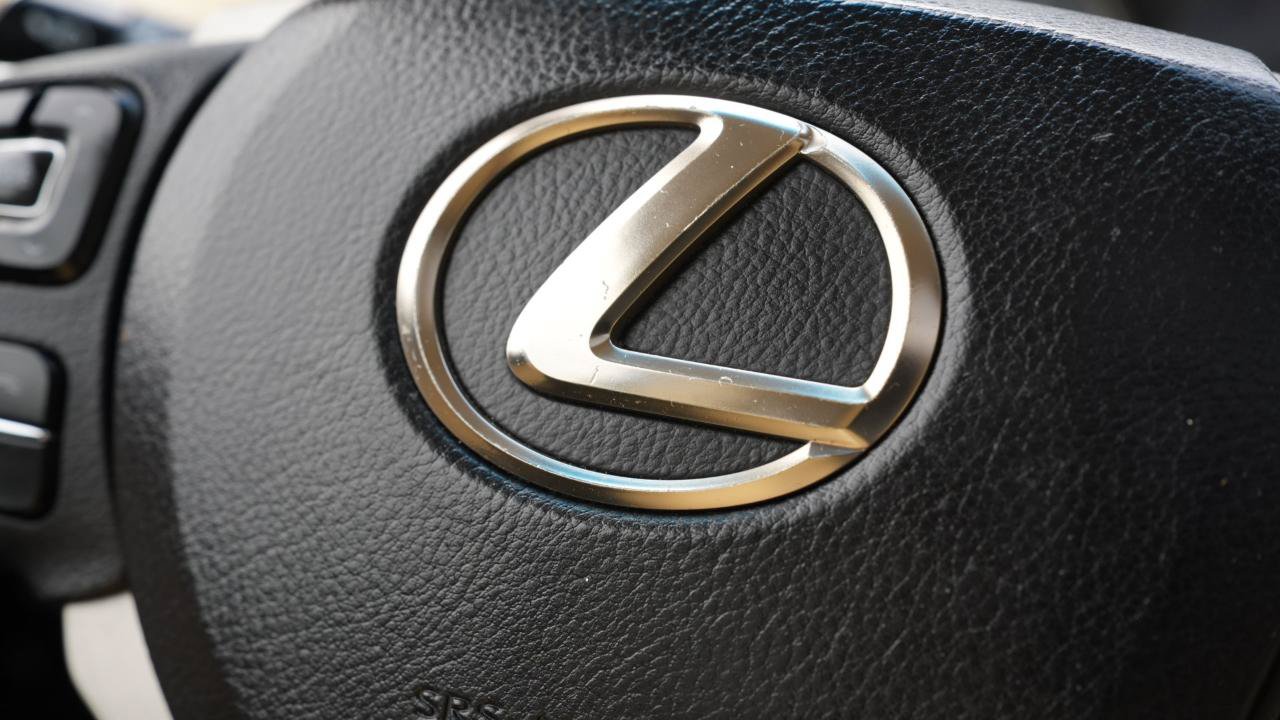 Used 2016 Lexus NX 200t FWD w/ Premium Package image 17