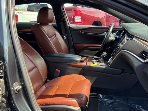 Used 2018 Cadillac XTS Luxury w/ Driver Awareness Package AWD/4WD image 6