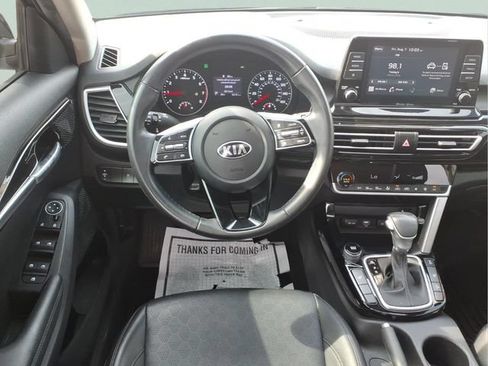 Used 2021 Kia Seltos EX AWD/4WD image 6