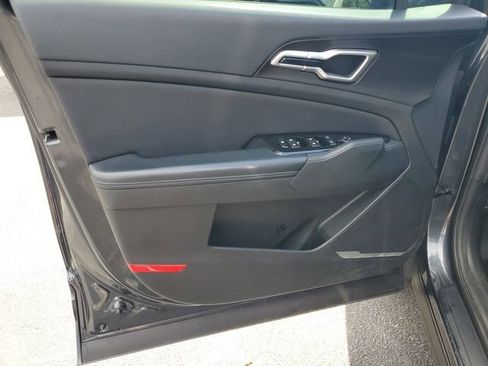 Used 2023 Kia Sportage EX FWD image 8