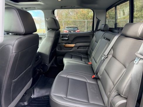 Used 2018 Chevrolet Silverado 1500 LTZ w/ Sport Package image 26