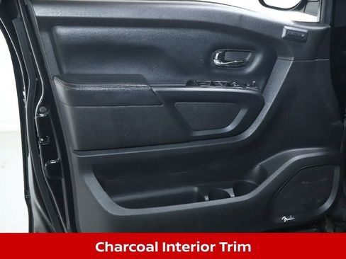Used 2019 Nissan Titan SL w/ Midnight Edition image 16