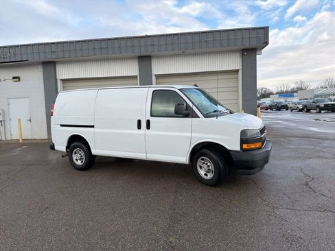 Used 2020 Chevrolet Express 2500 w/ Safety Package image 5