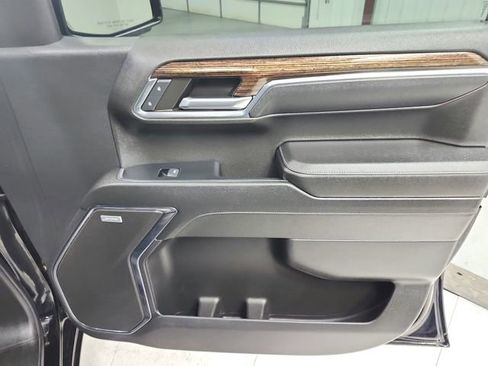 Used 2024 GMC Sierra 1500 Elevation w/ Elevation Premium Package image 39