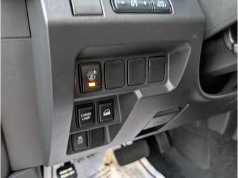 Certified 2025 Nissan Frontier SV image 16