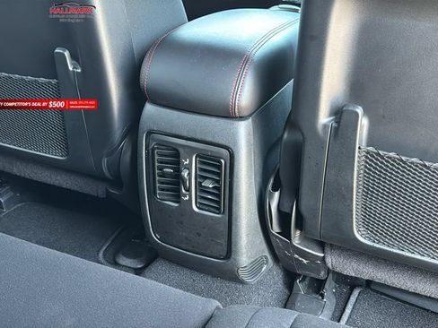 Used 2024 Dodge Durango GT AWD/4WD image 21
