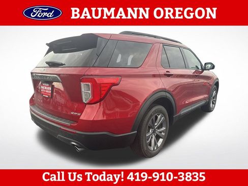 Used 2022 Ford Explorer XLT w/ Equipment Group 202A AWD/4WD image 3