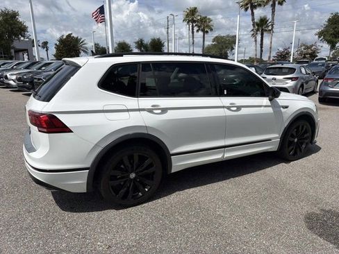 Used 2020 Volkswagen Tiguan SE R-Line FWD image 2