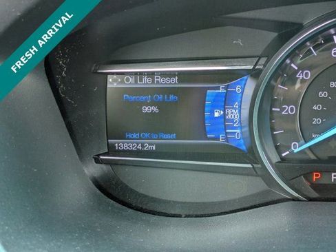 Used 2016 Ford Explorer XLT w/ Equipment Group 202A image 28