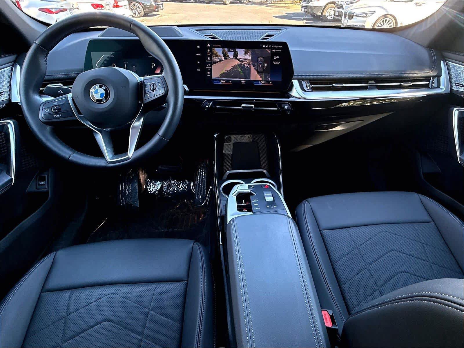 Used 2023 BMW X1 xDrive28i w/ Premium Package AWD/4WD image 9