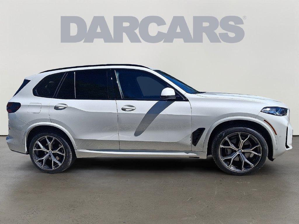Used 2026 BMW X5 xDrive40i w/ M Sport Package AWD/4WD image 7
