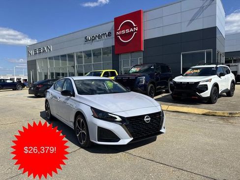 New 2025 Nissan Altima 2.5 SR image 1