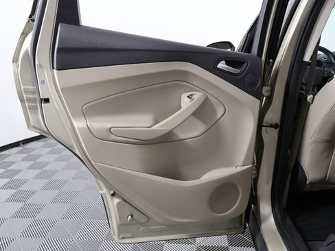 Used 2017 Ford Escape Titanium image 16