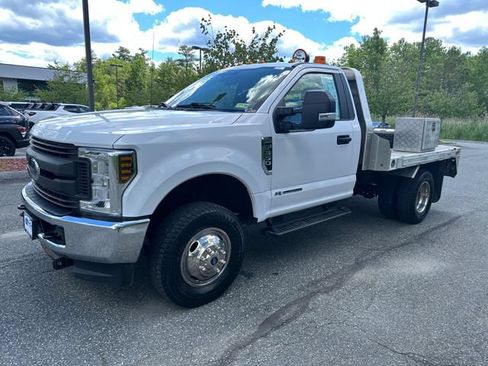 Used 2018 Ford F350 XL w/ Power Equipment Group AWD/4WD image 1