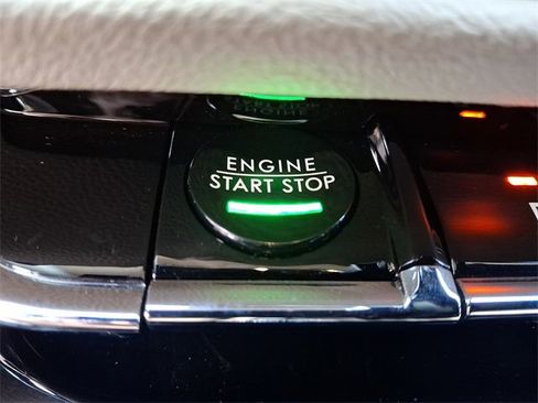 Certified 2025 Lincoln Corsair Reserve image 24