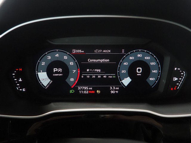 Used 2023 Audi Q3 quattro 2.0T Premium w/ Black Optic Sport Package AWD/4WD image 16
