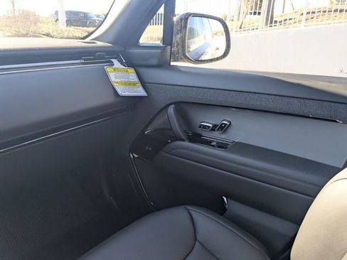 New 2026 Land Rover Range Rover Sport SE image 16