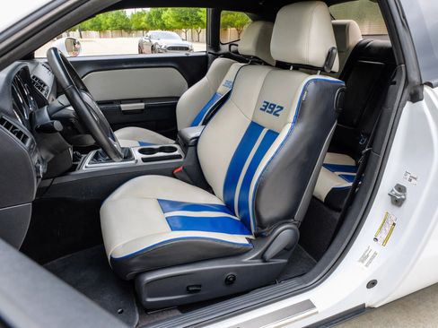 Used 2011 Dodge Challenger SRT8 RWD image 36