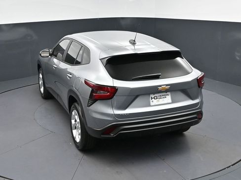 New 2026 Chevrolet Trax LS w/ LS Convenience Package image 33