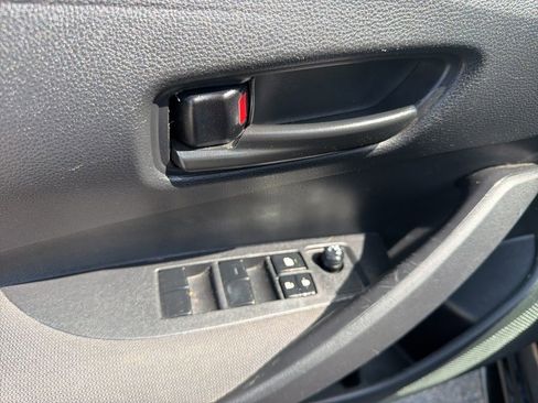 Used 2024 Toyota Corolla LE image 11