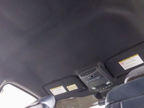 Used 2022 Ford F350 Lariat image 27