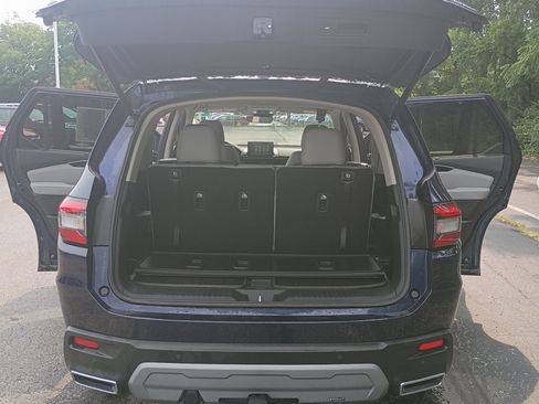 Used 2023 Honda Pilot Touring image 15