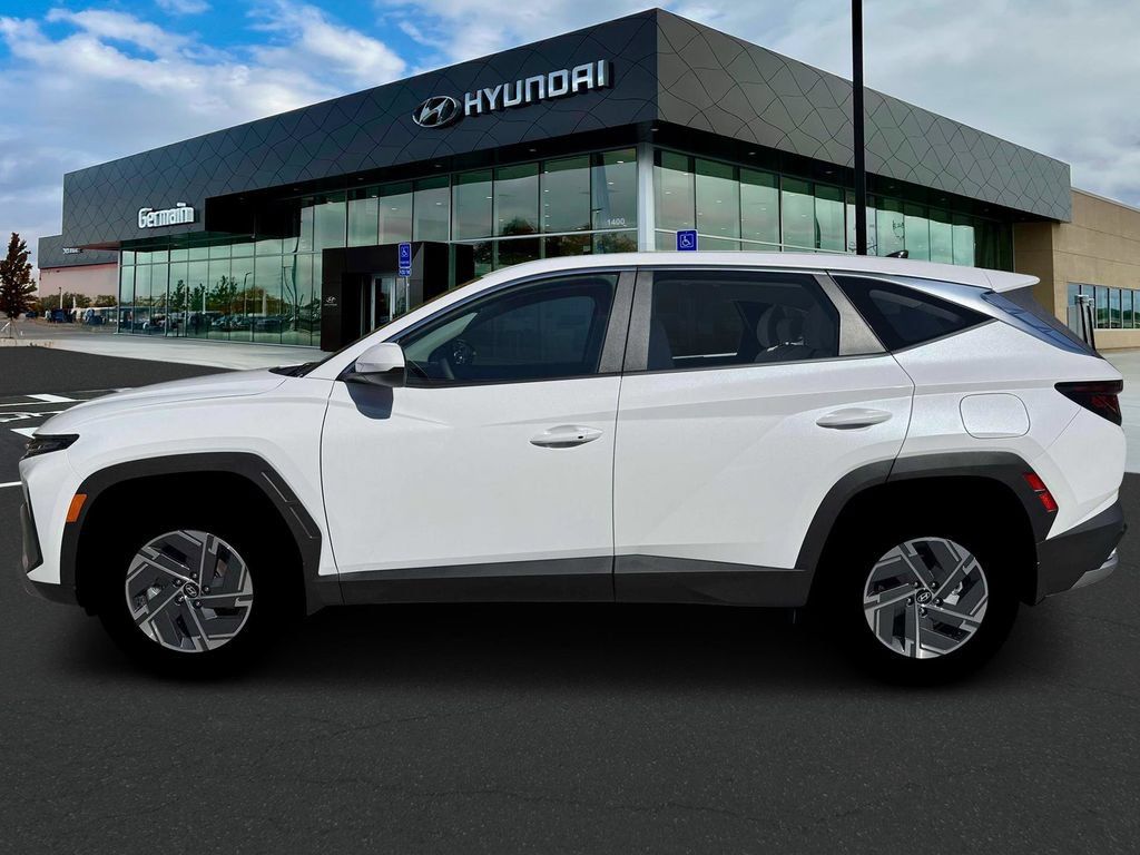 New 2026 Hyundai Tucson Blue SE AWD/4WD image 3
