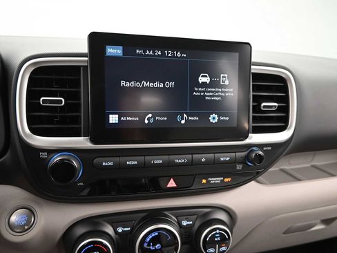 New 2026 Hyundai Venue SEL FWD image 19