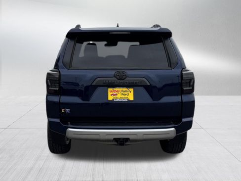 Used 2022 Toyota 4Runner TRD Off-Road Premium AWD/4WD image 5