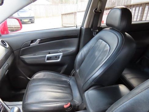 Used 2015 Chevrolet Captiva Sport LT w/ Convenience Package image 19