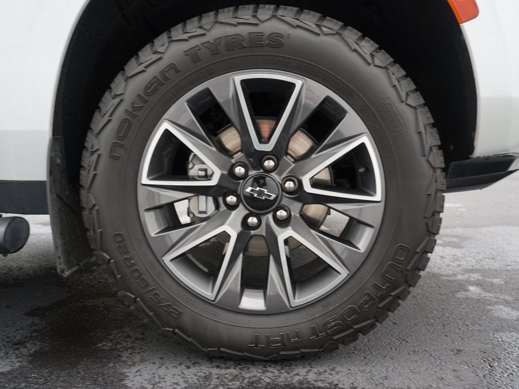 Certified 2023 Chevrolet Tahoe Z71 w/ Luxury Package AWD/4WD image 34