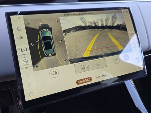 New 2026 Land Rover Range Rover Sport Dynamic SE image 23