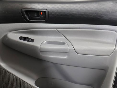 Used 2013 Toyota Tacoma DOUBLE CAB LONG BED TRD SPORT w/ TRD Sport Pkg image 29