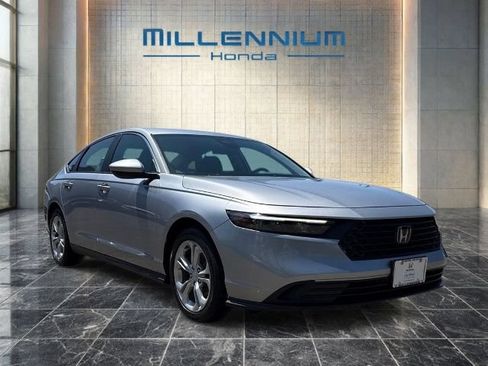 Used 2023 Honda Accord LX image 7