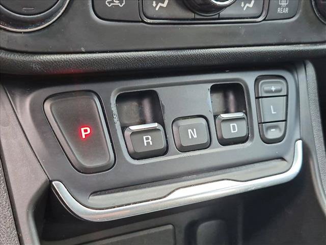 Used 2021 GMC Terrain SLE w/ Driver Convenience Package FWD image 12