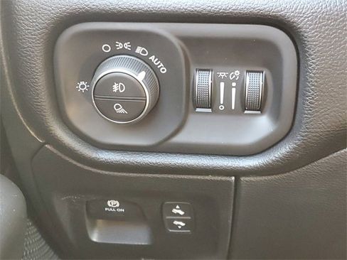 New 2026 RAM 1500 Big Horn AWD/4WD image 19
