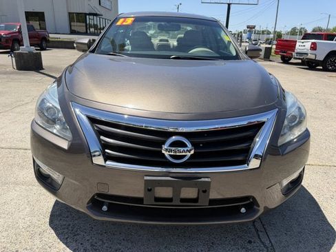 Used 2013 Nissan Altima 2.5 SL FWD image 2