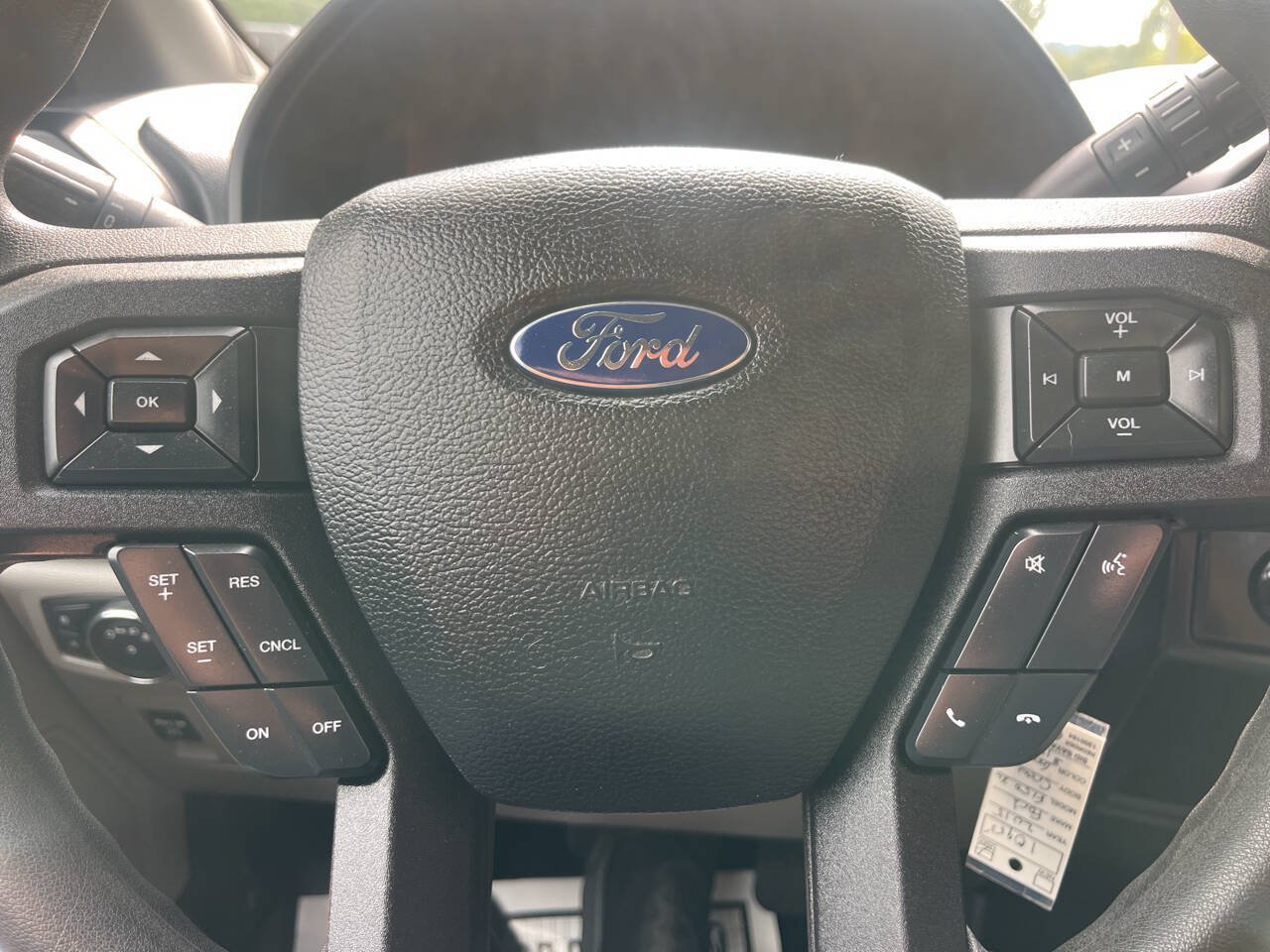 Used 2015 Ford F150 XL w/ Equipment Group 101A Mid AWD/4WD image 27
