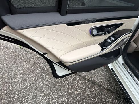 Used 2022 Mercedes-Benz S 580 4MATIC Sedan image 21