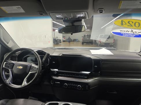 Used 2024 Chevrolet Silverado 2500 LT image 22
