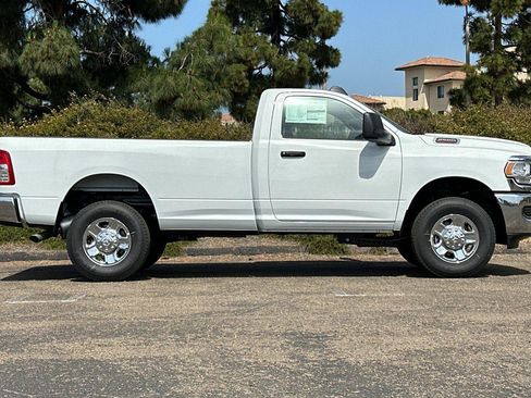 New 2024 RAM 2500 Tradesman w/ Chrome Appearance Group image 3