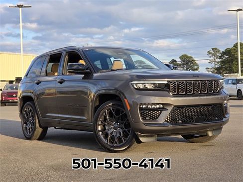 Used 2025 Jeep Grand Cherokee Summit w/ Obsidian Package image 22