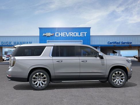 New 2026 Chevrolet Suburban Premier w/ Sun And Tow Package image 6