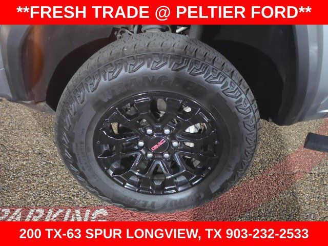 Used 2026 GMC Canyon Elevation w/ Convenience Package RWD image 4