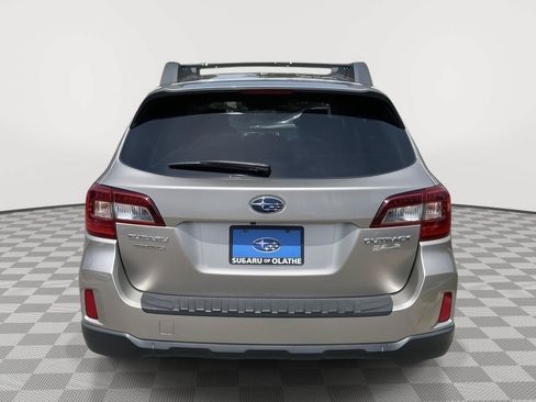 Used 2015 Subaru Outback 2.5i Limited AWD/4WD image 14