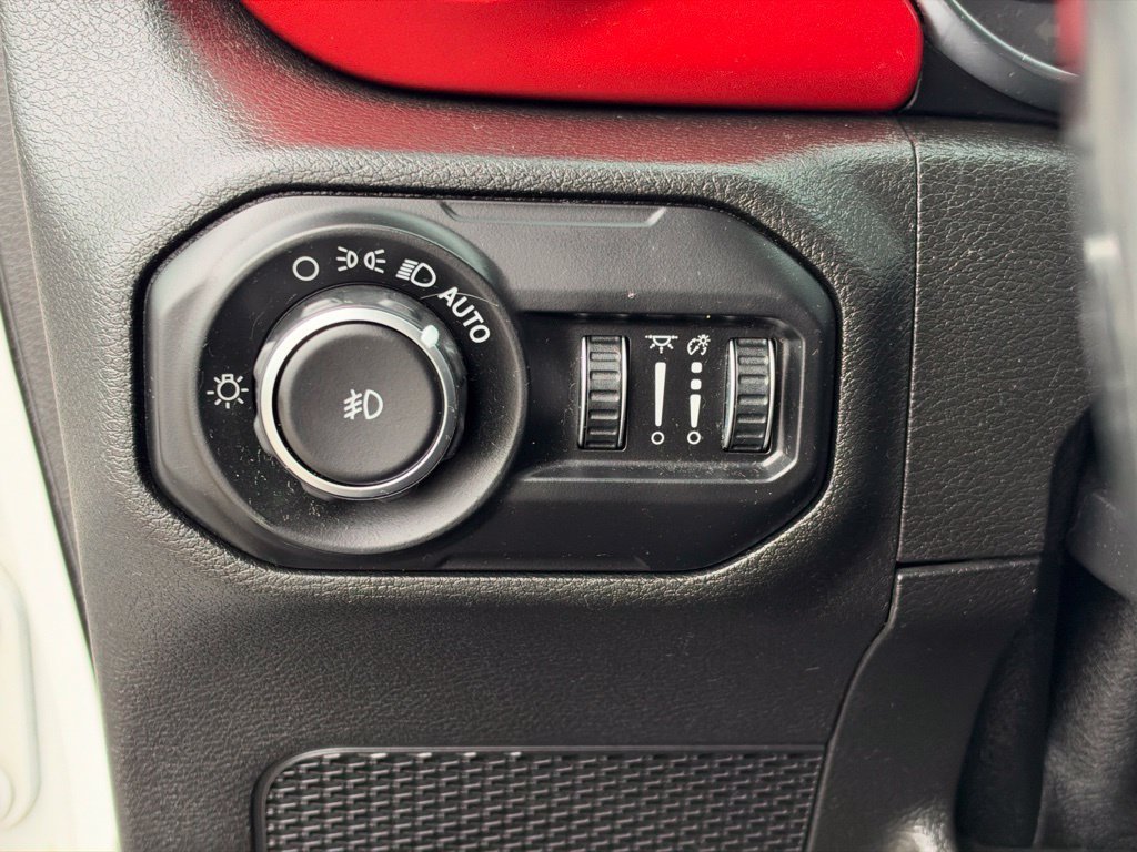 Used 2021 Jeep Wrangler Unlimited Rubicon AWD/4WD image 21