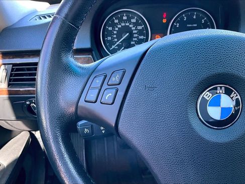 Used 2011 BMW 328i xDrive Sedan image 22