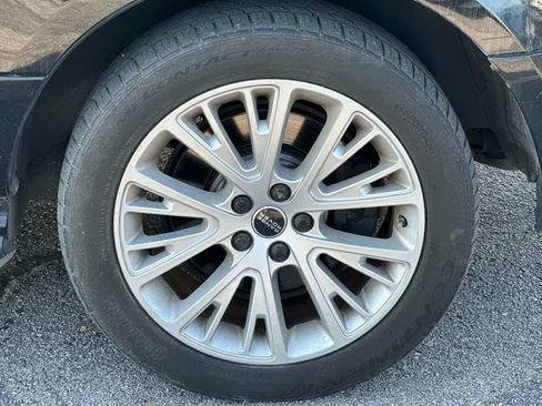 Used 2012 Land Rover Range Rover Autobiography image 28