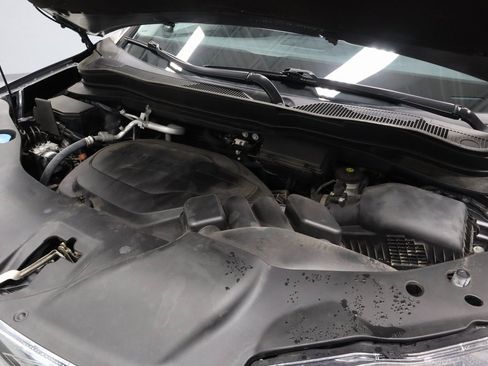 Used 2022 Honda Pilot Touring image 16