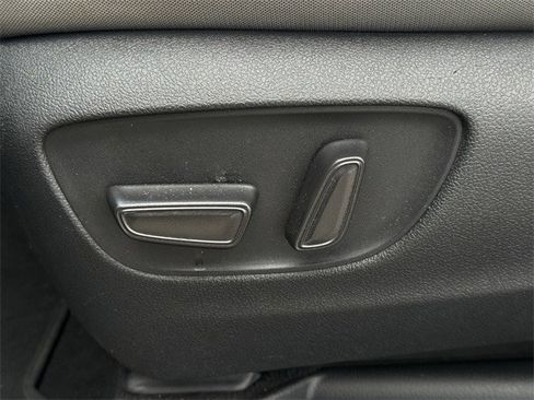 Used 2022 Toyota Sienna LE image 26